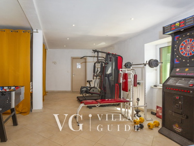 Holiday home Marijana with pool & whirpool wellness