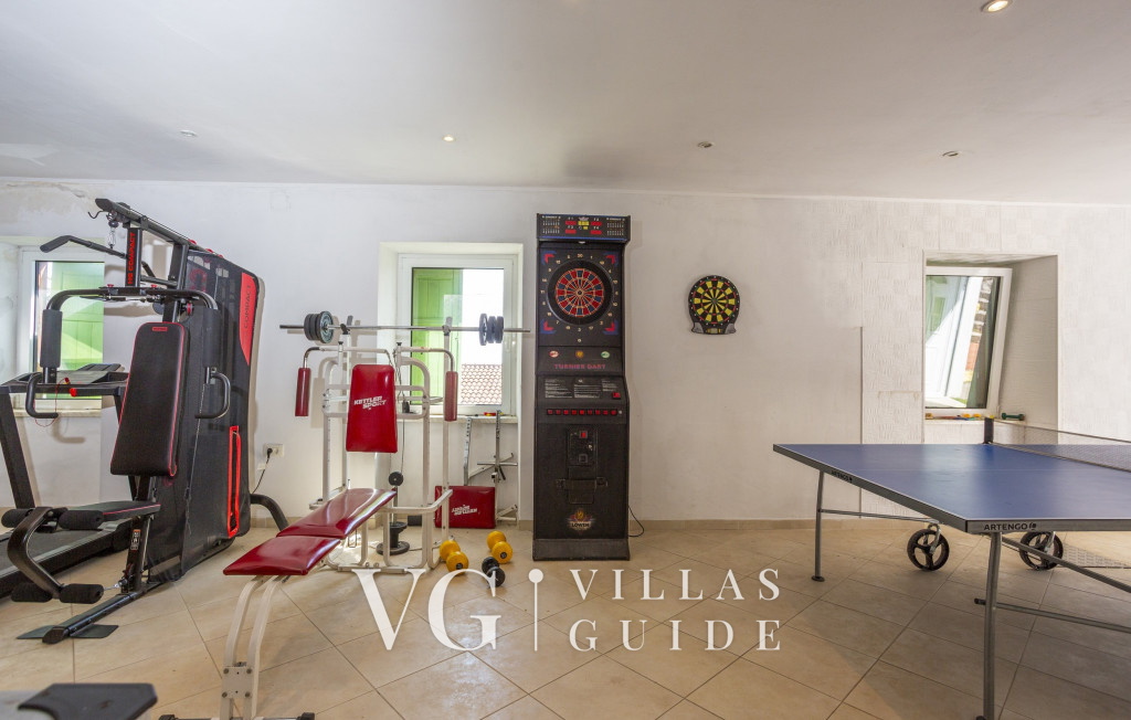 Holiday home Marijana with pool & whirpool wellness