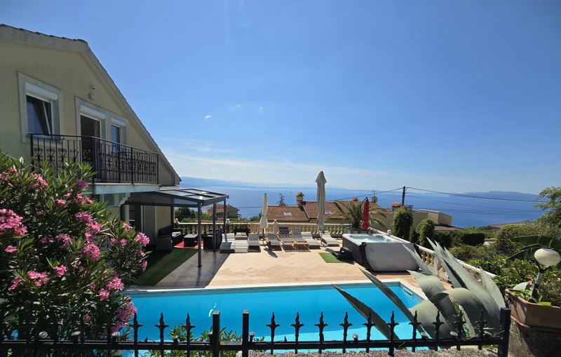 Holiday home Marijana with pool & whirpool