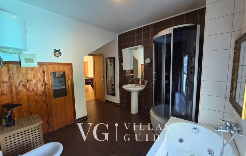 Holiday home Marijana with pool & whirpool wellness