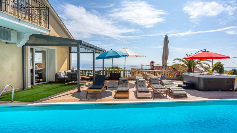 Holiday home Marijana with pool & whirpool