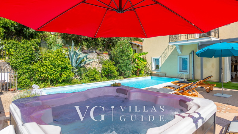 Holiday home Marijana with pool & whirpool wellness