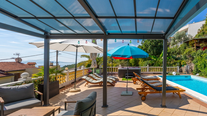 Holiday home Marijana with pool & whirpool