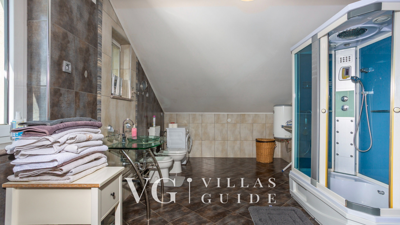 Holiday home Marijana with pool & whirpool Kupaonica