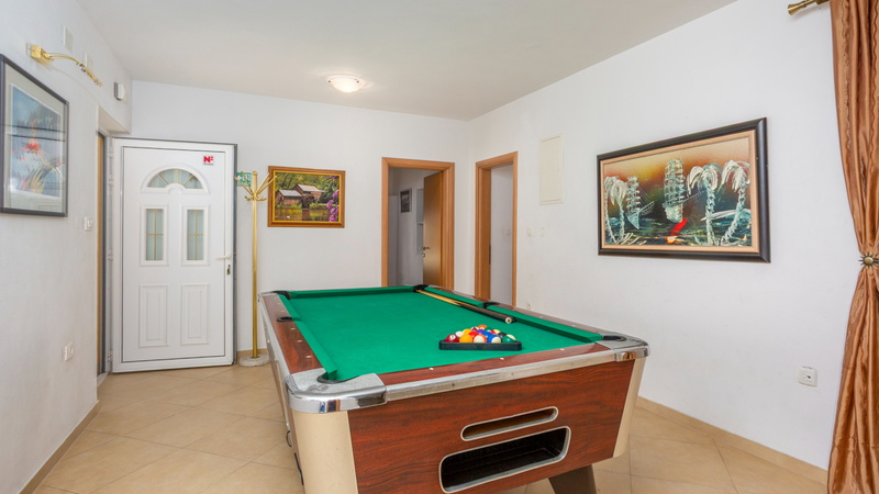 Holiday home Marijana with pool & whirpool