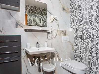 Holiday Home Villa Laura - Island of Krk Bathroom