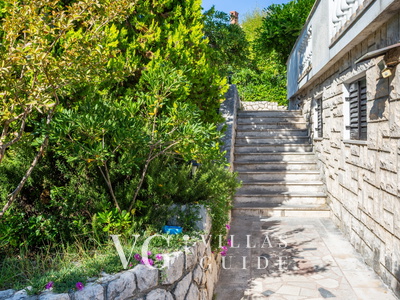 Holiday Home Villa Laura - Island of Krk Garden and property exterior