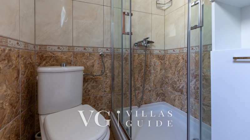 Villa Tina Desne Kupaonica