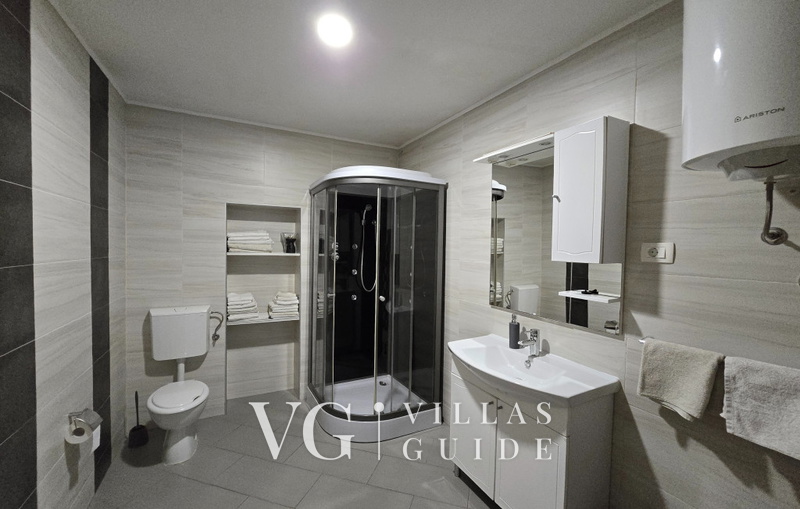 Holiday home  Andrea with whirpool Opatija Bathroom