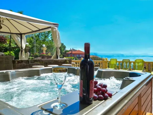 Holiday home  Andrea with whirpool Opatija