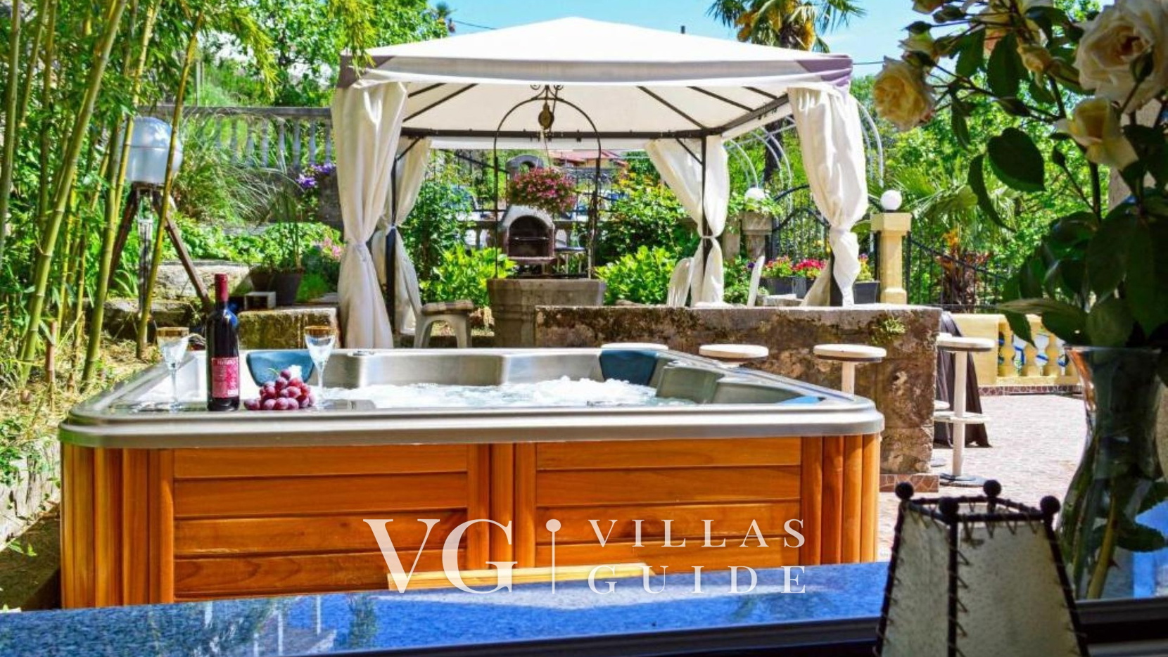 Holiday home  Andrea with whirpool Opatija wellness