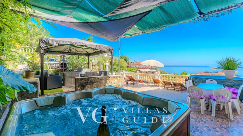 Holiday home  Andrea with whirpool Opatija wellness