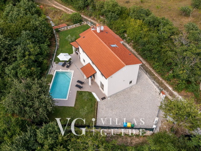 Villa Maya Garden and property exterior