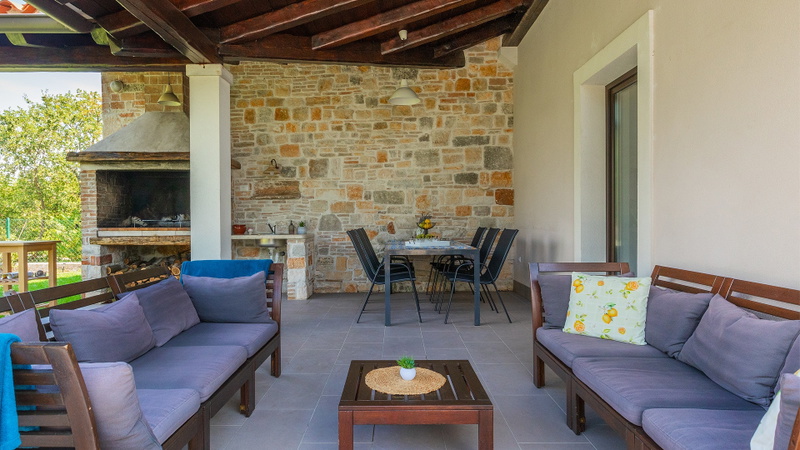 Villa Maya - Pool, Jacuzzi & Nature Oasis