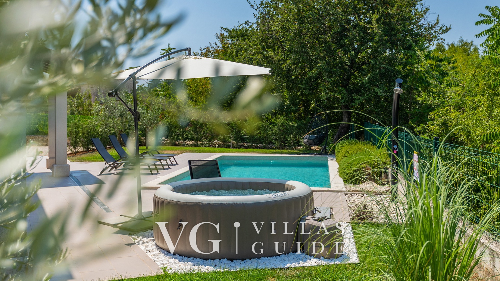 Villa Maya - Pool, Jacuzzi & Nature Oasis