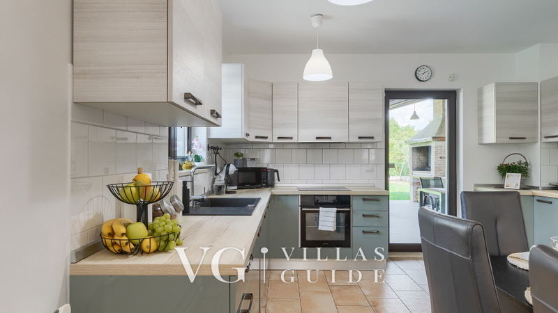 Villa Maya - Pool, Jacuzzi & Nature Oasis Kitchen
