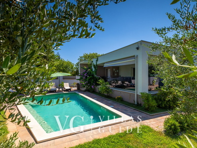 Villa Dila Garten und Außenbereich