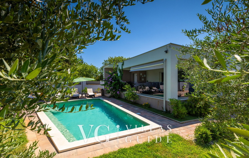 Villa Dila Dvorište i vanjski dio objekta