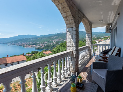 Apartman Max 2 Garten und Außenbereich