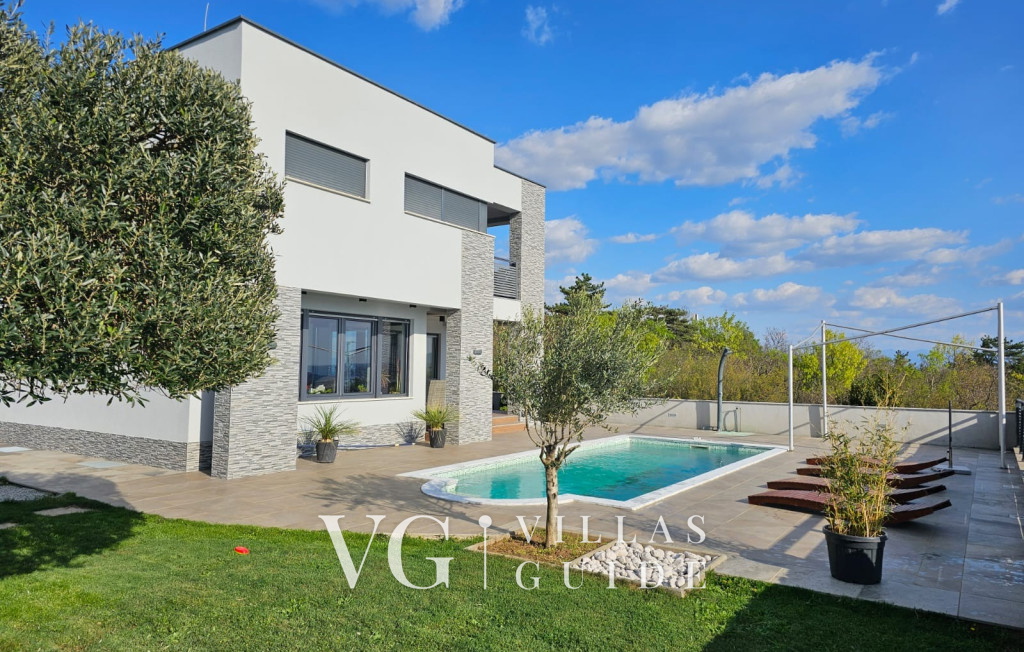 Holiday Home Villa Legara with pool Garden and property exterior