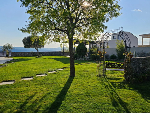 Holiday Home Villa Legara with pool