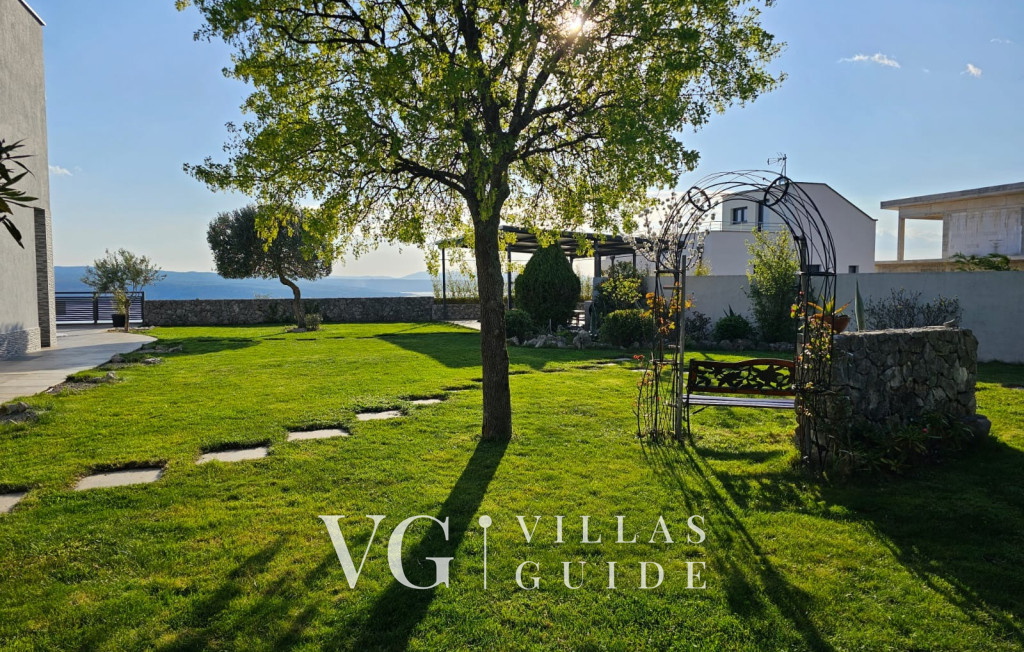 Holiday Home Villa Legara with pool Garden and property exterior