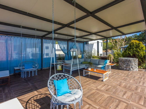 Holiday Home Villa Legara with pool