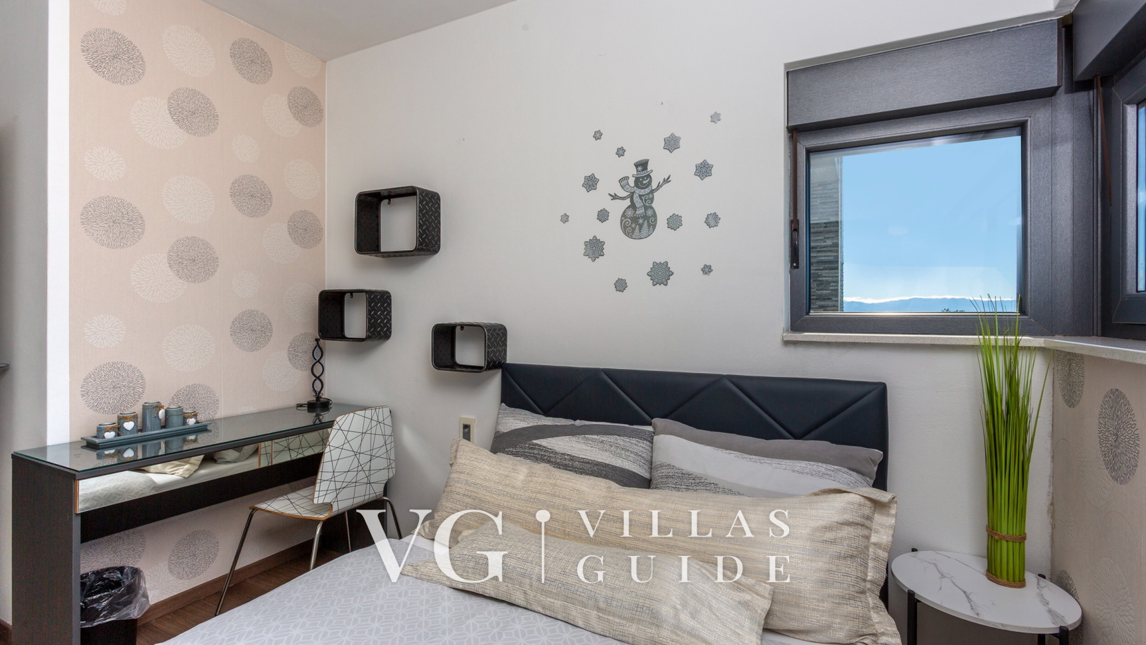 Holiday Home Villa Legara with pool Bedroom