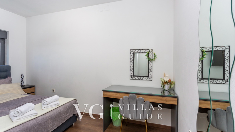 Holiday Home Villa Legara with pool Bedroom