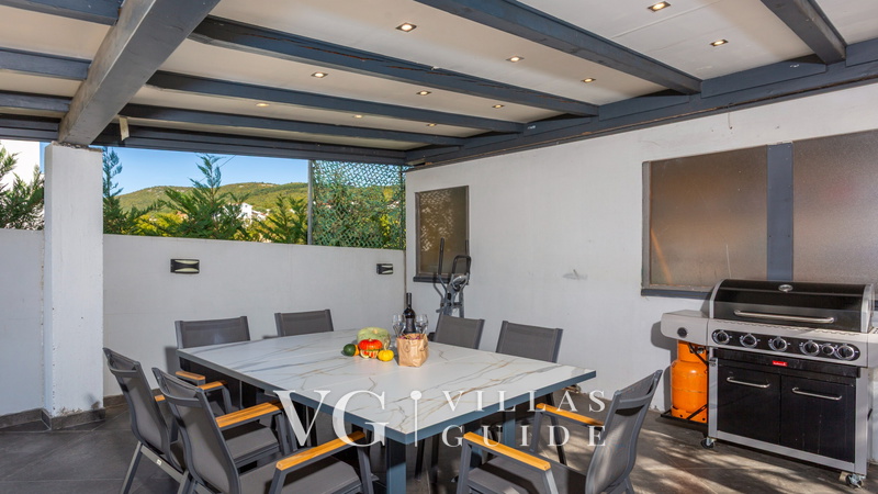 Holiday Home Villa Legara with pool Additional content