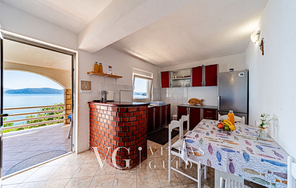 House Ante Osobjava Kuhinja