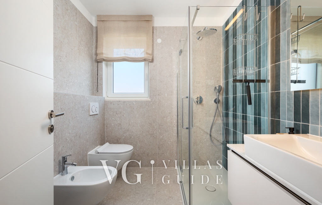 B&M Apartments Novigrad Bathroom