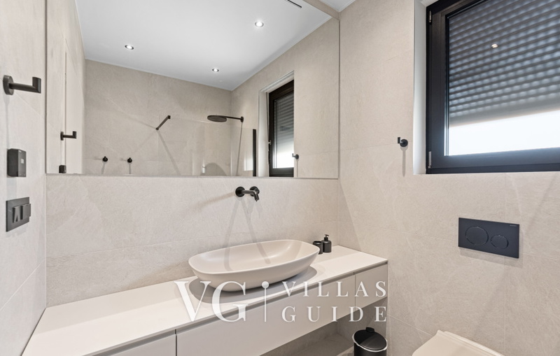Villa Flores Badezimmer