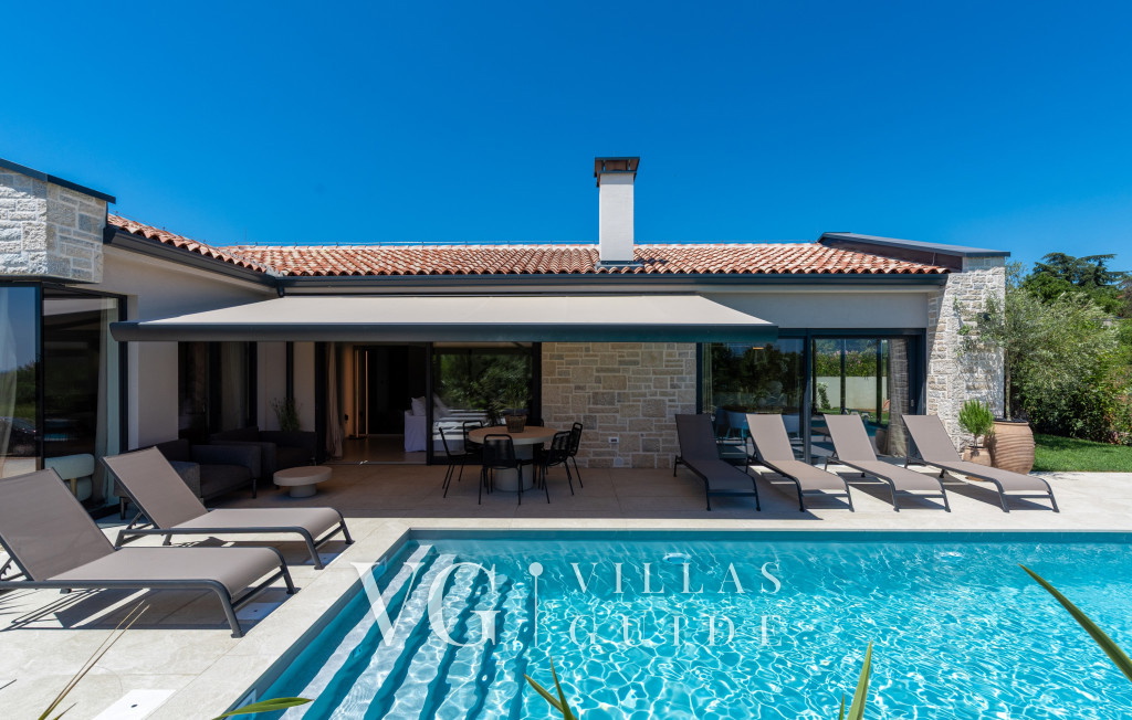 Villa Flores Piscina