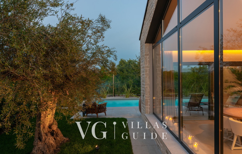 Villa Flores Garten und Außenbereich