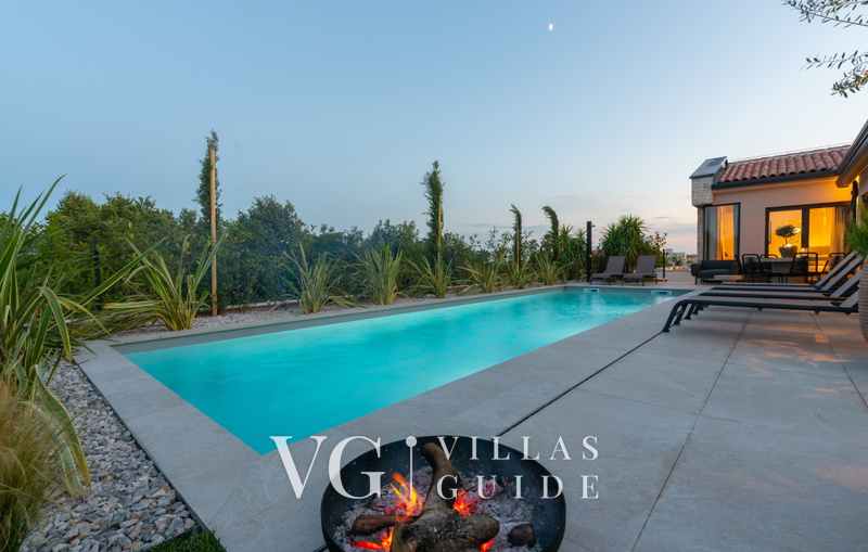 Villa Flores Zusatzinhalte