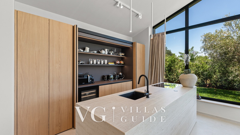 Villa Flores Kitchen