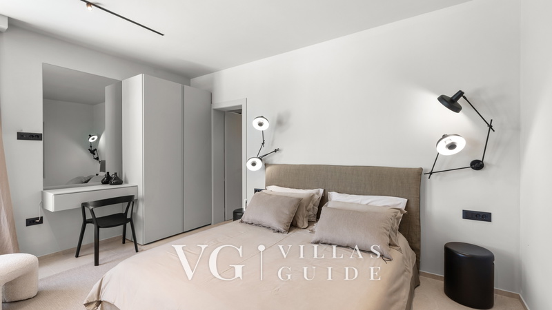 Villa Flores Bedroom