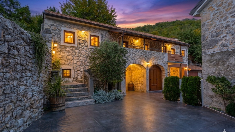 Villa Mariva with two pools Crikvenica Tribalj