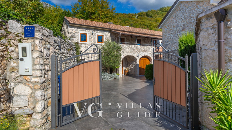 Villa Mariva with two pools Crikvenica Tribalj Garten und Außenbereich