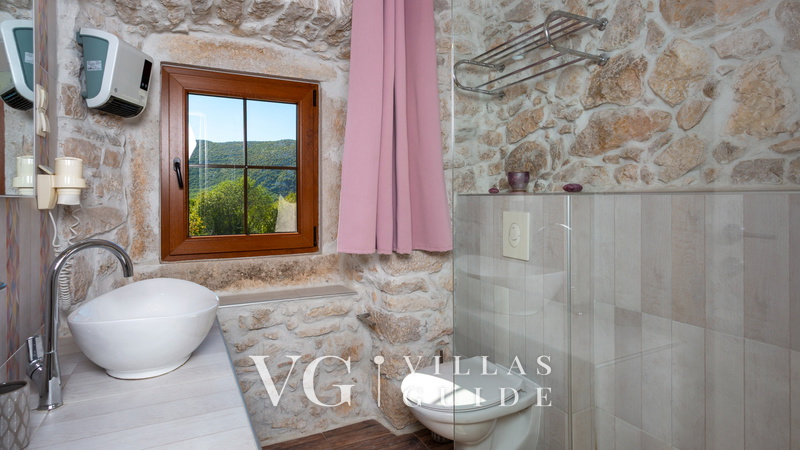 Villa Mariva with two pools Crikvenica Tribalj Badezimmer