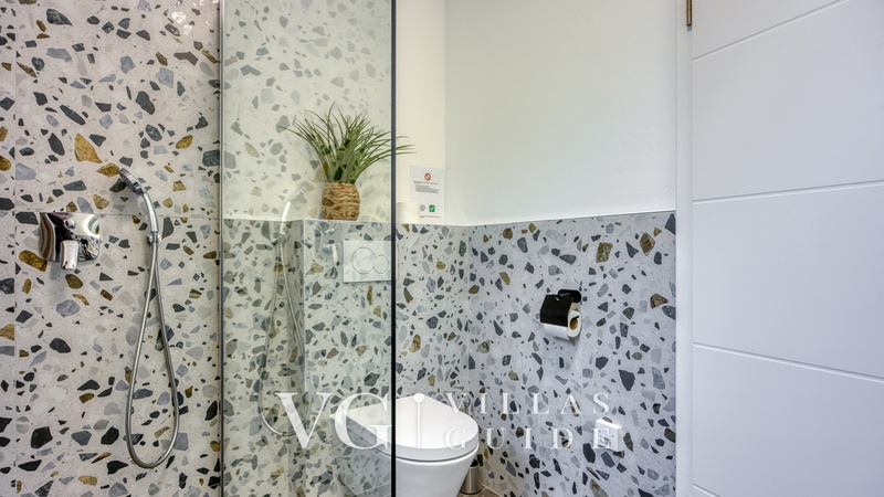 Apartment Adria 1 Kupaonica