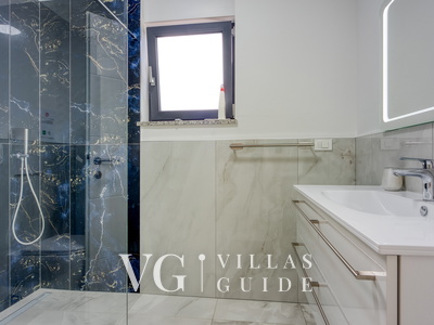 Apartment Adria 3 Bathroom