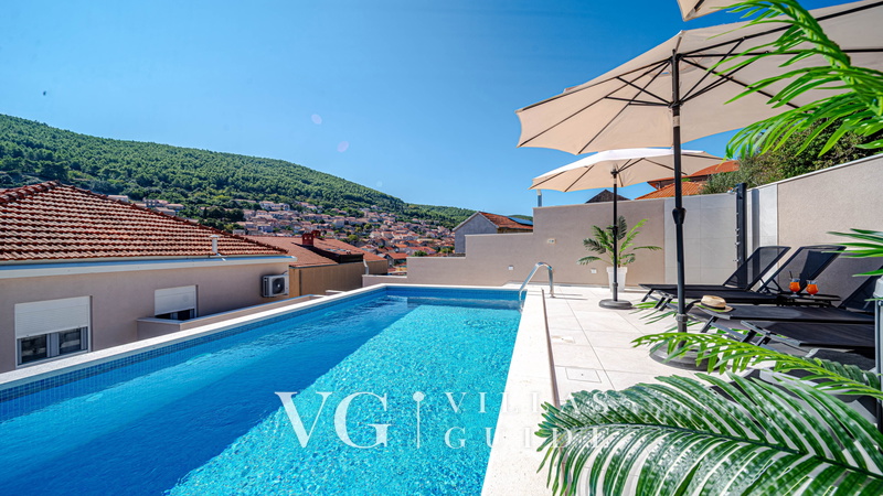 Holiday house VIRA Pool