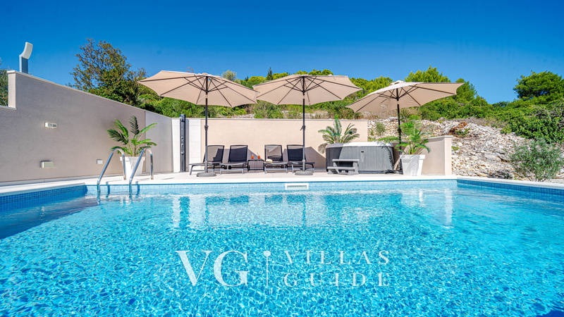 Holiday house VIRA Pool