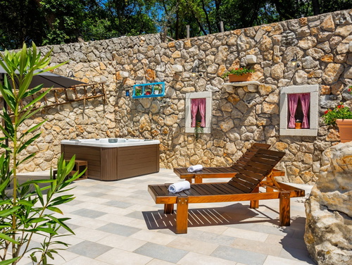 Villa Imortele aria with pool&whirpool island Cres