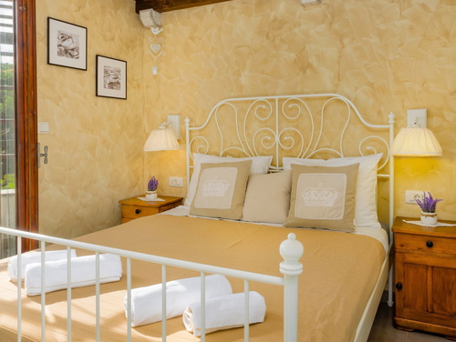 Villa Imortele aria with pool&whirpool island Cres