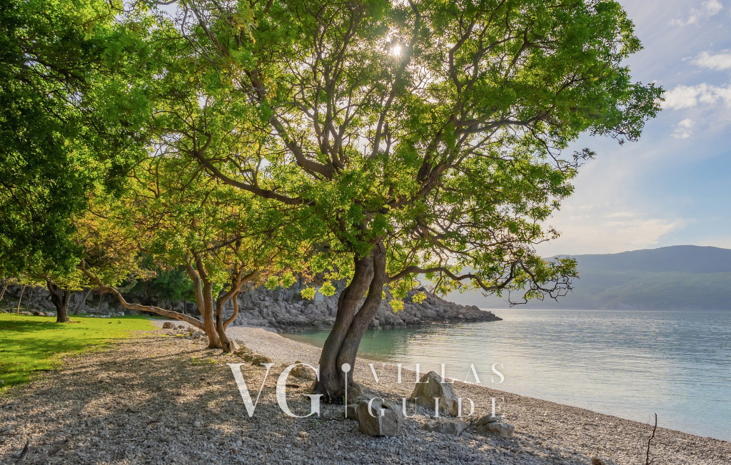 Villa Imortele aria with pool&whirpool island Cres Mikrolokacija