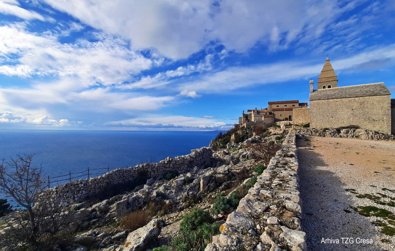 Villa Imortele aria with pool&whirpool island Cres