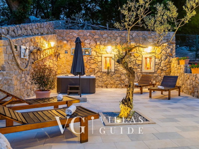 Villa Imortele aria with pool&whirpool island Cres